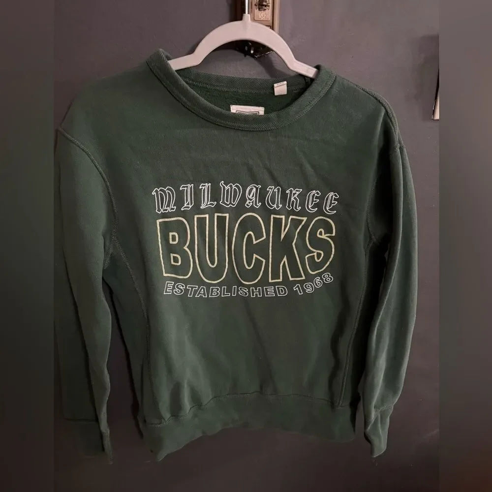 NBA Tailgate Milwaukee Bucks Crewneck Sweatshirt Men's Size Small